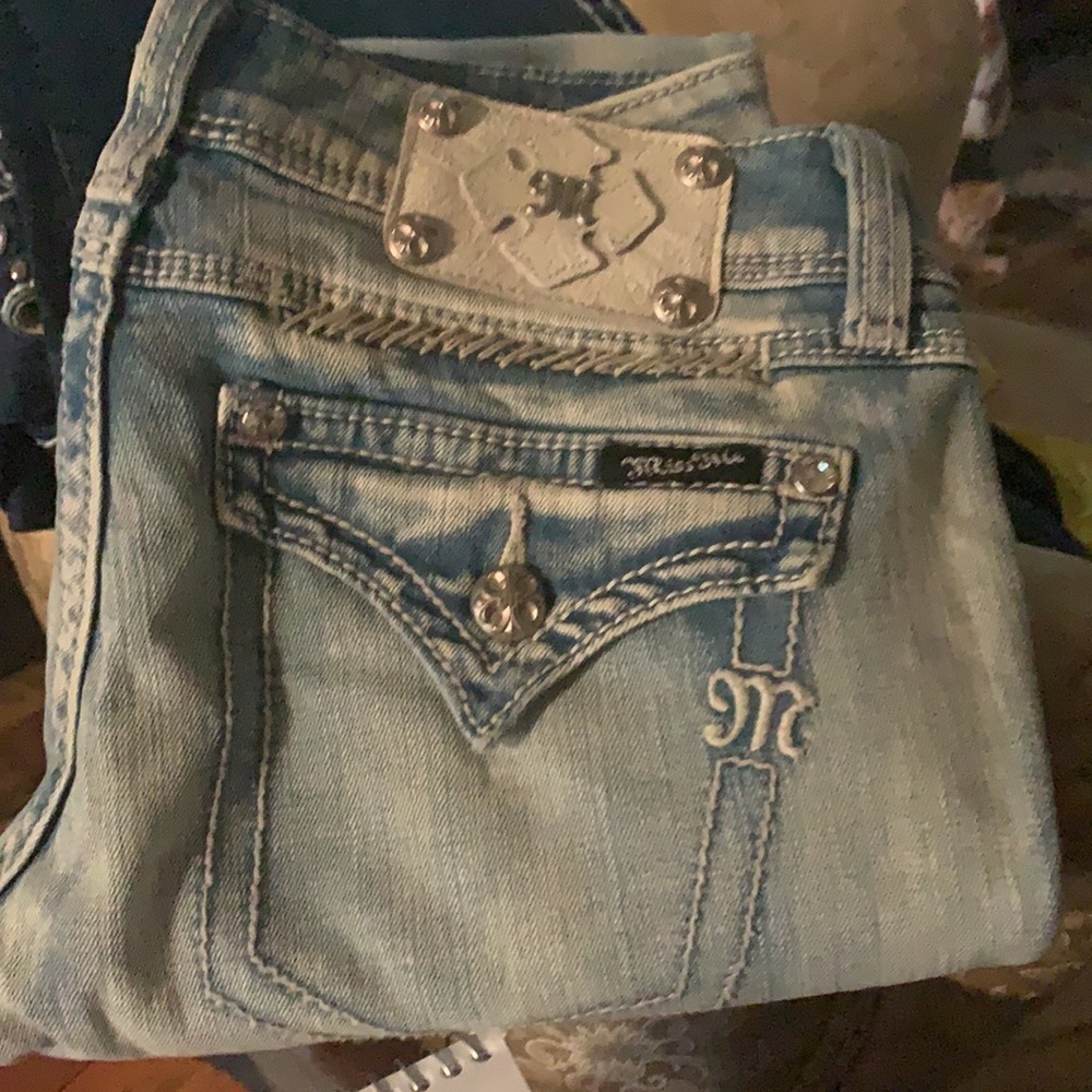 Miss me Jean's 28